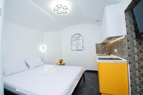 Suites on Chaikovskogo